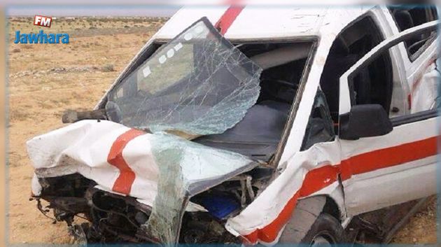 القيروان : حادث تصادم بين سيارة أجرة 'لواج' و شاحنة يخلف 9 جرحى