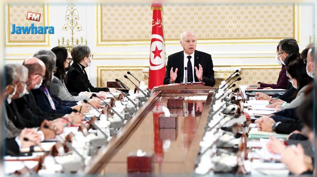 مجلس وزاري ينظر في عدد من مشاريع المراسيم والأوامر الرئاسية