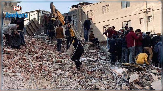 مصرع 3 أطفال وإصابة 9 أشخاص من عائلة واحدة اثر انهيار منزل في مصر