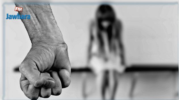 أمني يحتجزّ فتاة و يعذّبها : المستجدات (فيديو)
