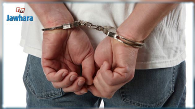 طبرقة : ايقاف شاب وفتاتين و حجز كميّة من الكوكايين