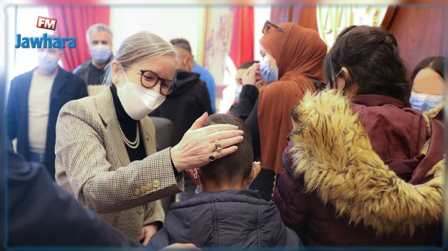 رئيسة الحكومة تستقبل عددًا من أطفال المراكز المندمجة (صور)