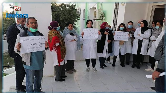 أعوان الصحة بالمستشفى المحلي بالفحص يحتجون ومدير المؤسسة يوضح
