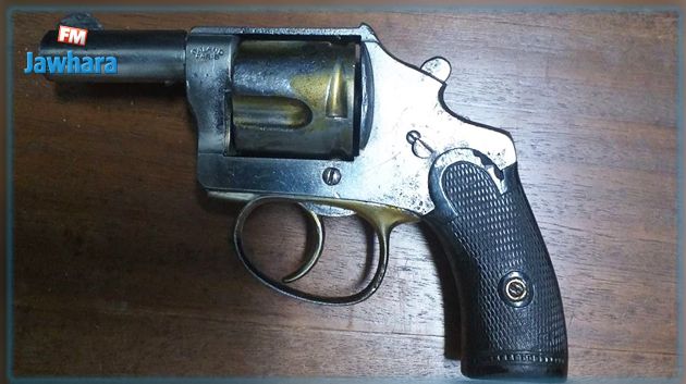 حجز مسدّس في جمّال