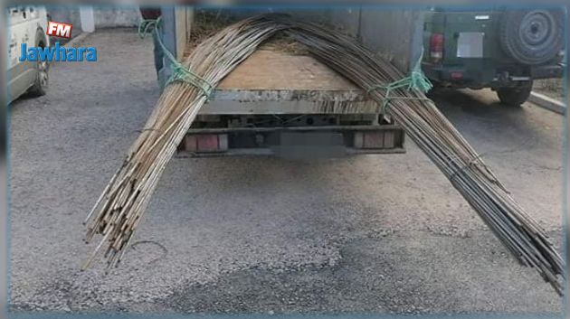 طبرقة: حجز شاحنة محمّلة بالحديد المهرّب 