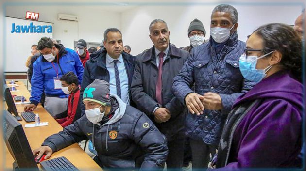 وزير الشباب والرياضة يدعو إلى ضرورة إنجاح الاستشارة الوطنية