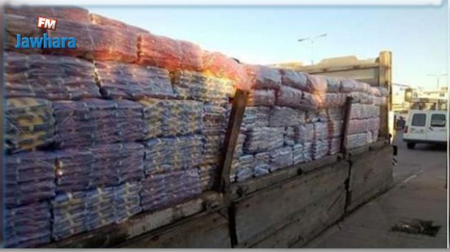 قبلي: حجز شاحنتين محملتين ب4 أطنان من الكسكسي والمقرونة  موجهة للتهريب إلى قطر مجاور