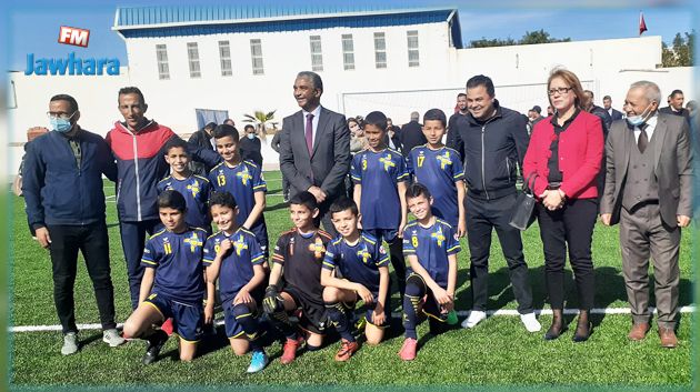 وزير الشباب والرياضة يدشن الملعب البلدي بالناظور