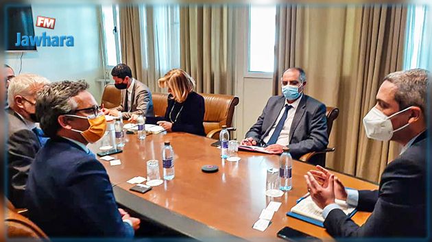 وزير السياحة يلتقي وفداً عن مجموعة الخطوط الجوية الفرنسية