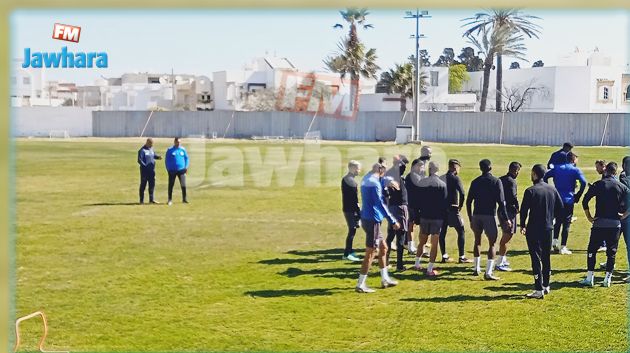 عماد بن يونس يشرف على أول حصة تدريبية للاتحاد المنستيري كمدرب مساعد (صور)