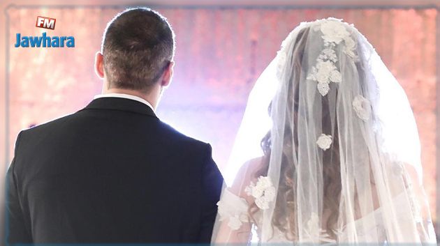 أثناء حفل الزّفاف: اشتباك بالأيْدي بين عروسيْن والسّبب قطعة حلوى (فيديو)