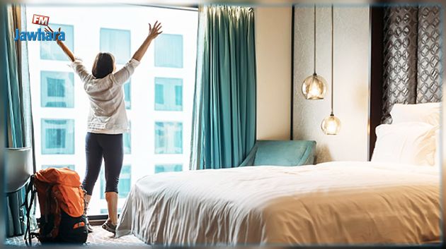 وزير السياحة : 57% من الليالي المقضاة في النزل تم تسجيلها من قبل تونسيين