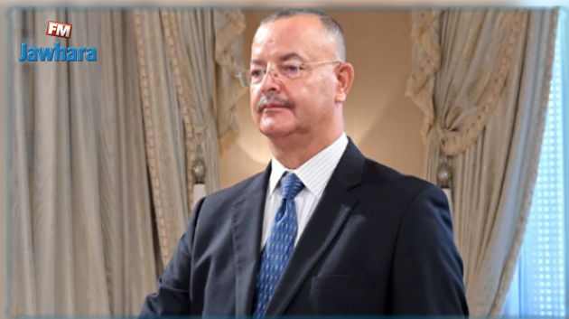 وزير الصّحة: 