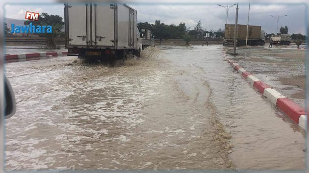 إنقطاع حركة المرور ببعض الطرقات