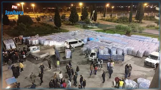 بعد قطع المياه عن المنطقة: توزيع مياه معدنية على عدد من العائلات محدودة الدخل في بن عروس !!