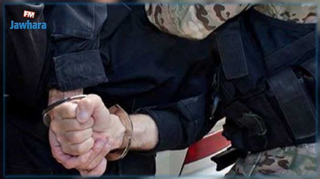 القبض على جزائري تعمّد اجتياز الحدود البرية خلسة