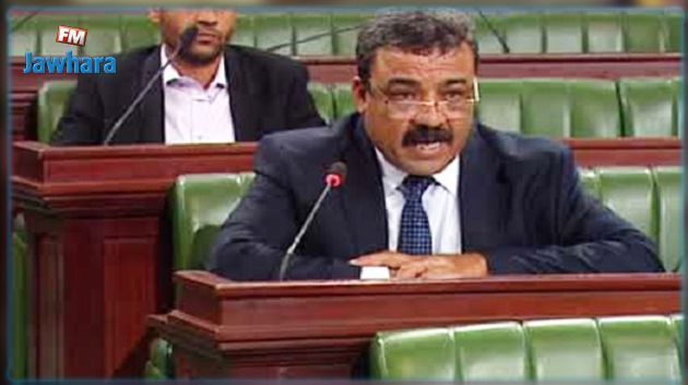 بدر الدين القمودي: لمصلحة من صفقة طباعة الكتاب المدرسي؟