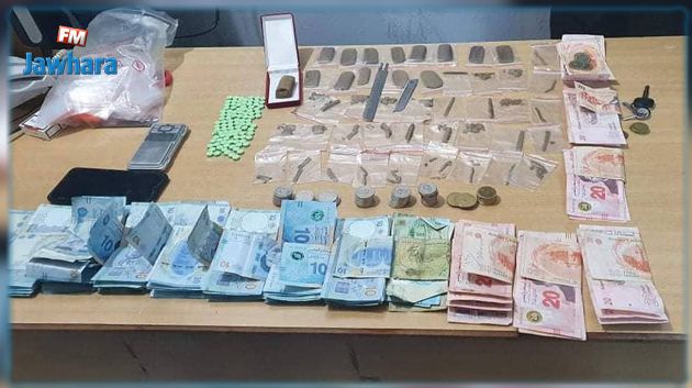 سوسة: مداهمة ليلية لمنزل مروج مخدرات خرج حديثا من السجن