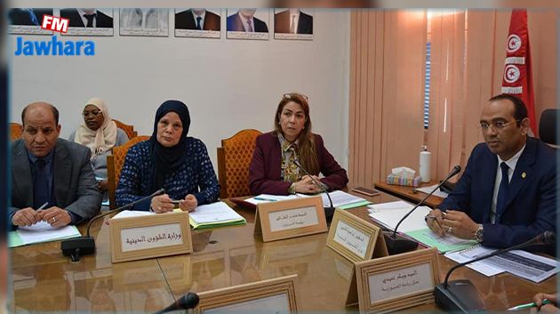 التّسريع في نسق التحضيرات لموسم الحج المقبل محور اجتماع وزير الشؤون الدّينيّة باللّجنة الوطنية للحج والعمرة