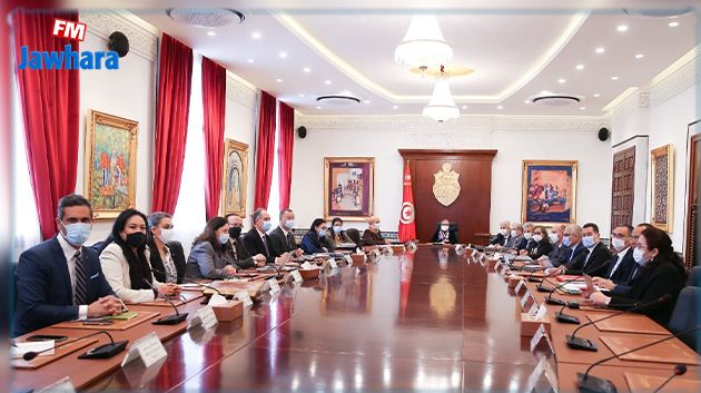 بإشراف بودن: مجلس وزاري حول دعم المواد الأساسية والمواد البترولية