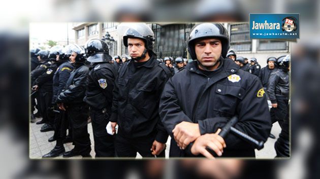 تحرك احتجاجي للأمنيين على خلفية ايقاف أمنيين بتهمة القتل العمد