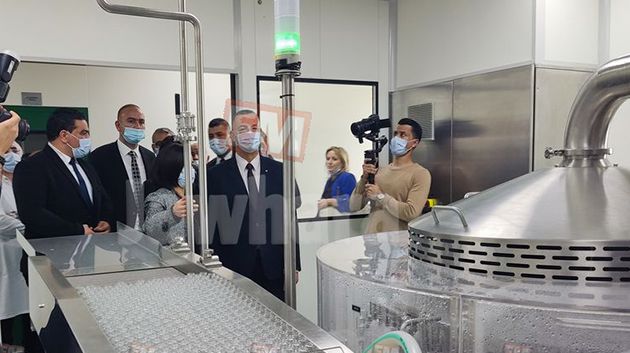 وزير الصحة يفتتح وحدة لتصنيع الحقن بمختبرات 