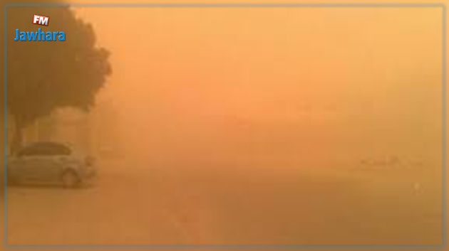 تحذير من عاصفة رملية تحجب الرؤية