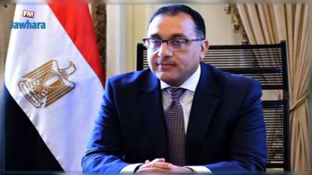 رئيس مجلس الوزراء المصري يؤدي زيارة عمل رسمية الى تونس