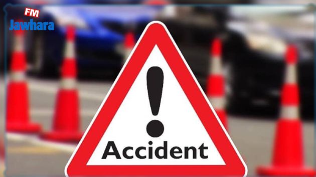 هرقلة: إصابة 3 أشخاص في إنقلاب شاحنة ثقيلة على مستوى محطة الاستخلاص