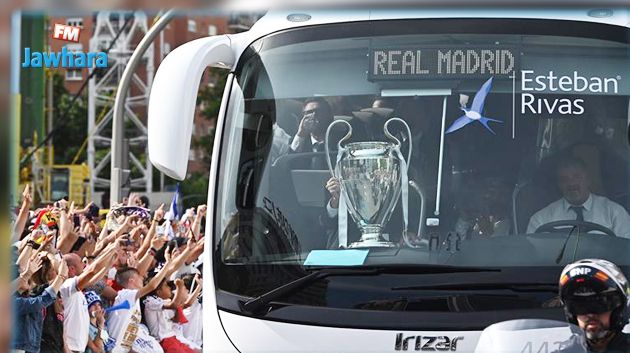  ريال مدريد يبدأ حفل التتويج بدوري الأبطال
