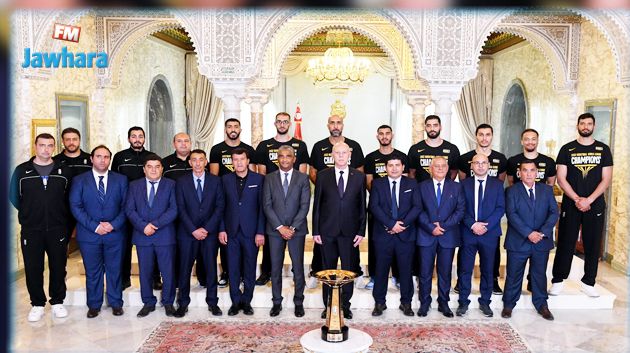 رئيس الجمهورية يستقبل الاتحاد المنستيري بمناسبة التتويج ببطولة افريقيا لكرة السلة