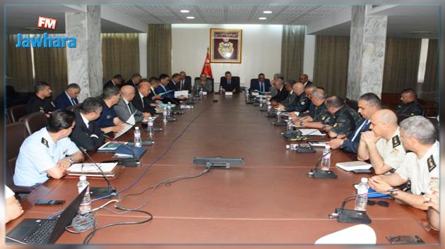 وزير الداخلية يشرف على جلسة عمل للنظر في تأمين الإمتحانات الوطنيّة