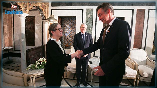 البرلماني الألماني كريستوف هوفمان يؤكد لرئيسة الحكومة رغبة بلاده في مزيد دفع التعاون مع تونس