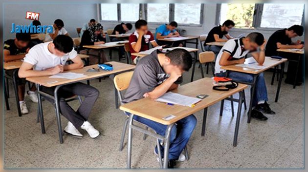 مدنين: مسؤول يوضّح بخصوص ضبط تلميذ بصدد محاولة الغشّ