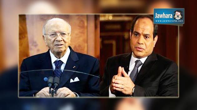 السيسي يعزي السبسي ويدعوه لزيارة مصر