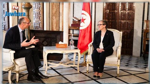 رئيسة الحكومة تلتقي السفير الهولندي بتونس 