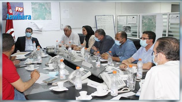 اضطرابات رحلات التونيسار : وزير النقل يشرف على خلية أزمة بمطار قرطاج