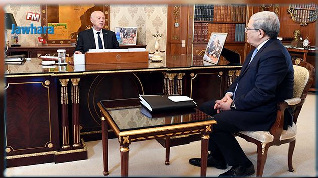 خلال لقائه بوزير الخارجية : سعيّد يجدّد دعوته إلى إيجاد حلول فورية للمسافرين باتجاه تونس
