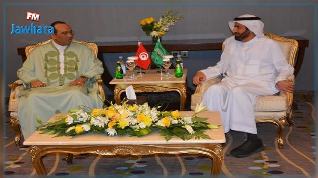 وزير الشؤون الدينية يلتقي نظيره السعودي بمكة ويشارك في ندوة الحج الكبرى