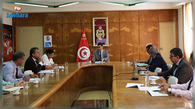 وزارة النقل: جلسة عمل استعدادا لفتح المعابر الحدودية مع الجزائر