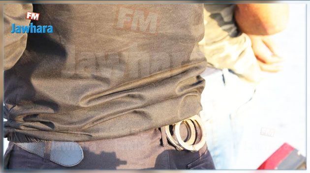 السيجومي: القبض على شخص من أجل تحويل وجهة إمرأة محصنة بإستعمال سلاح أبيض