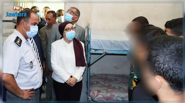 وزيرة العدل تؤدي زيارة غير معلنة إلى السجن المدني بالمرناقية