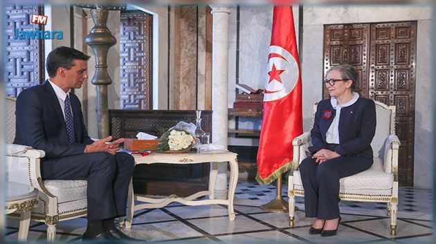 رئيسة الحكومة تستقبل السفير المجري بتونس