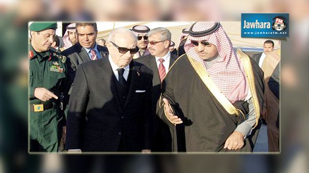 السبسي يصل الرياض لتقديم العزاء
