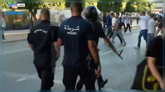 نقابة الصحفيين تدعو السلطات القضائية لفتح تحقيق في 'الممارسات الأمنية التعسفية'