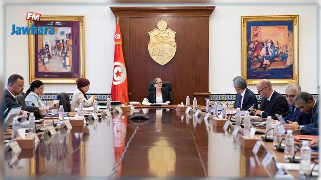 بودن تشرف على مجلس وزاري حول المؤسسات الناشئة في تونس