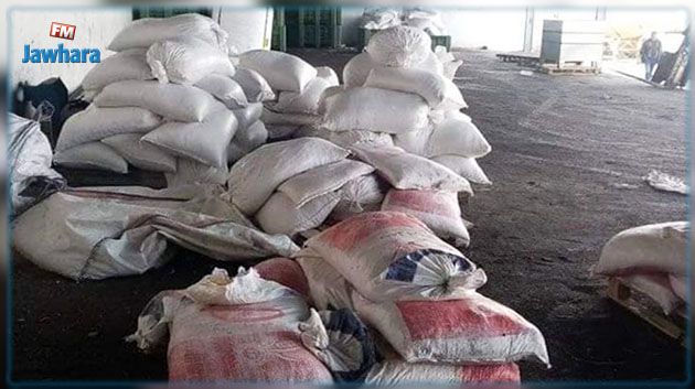 حجز كميات من العجين الغذائي كانت ستهرب خارج الوطن عن طريق معبر رأس جدير