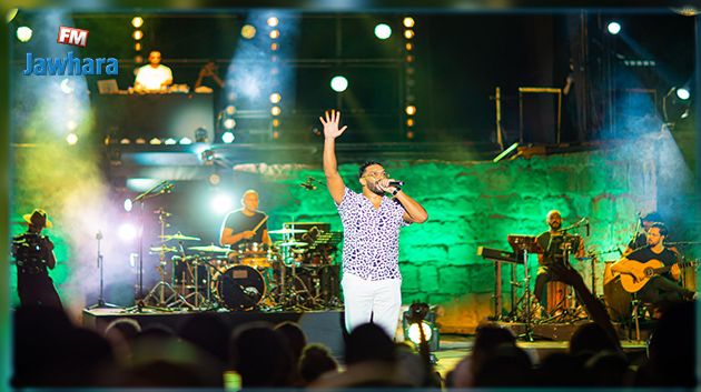 مهرجان قرطاج الدولي 2022: بلطي يؤدّي أشهر أغانيه أمام جمهور غفير