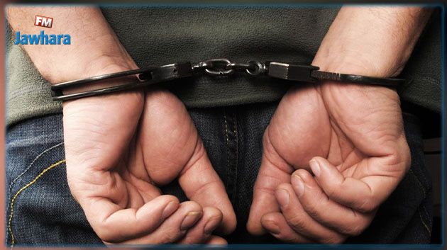 القصرين: الإحتفاظ بموظف بلدي دلّس شهادة مدرسية يعود تاريخها إلى ما قبل تأسيس المعهد الذي درس به
