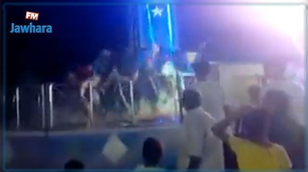 الهند..إصابات في سقوط لعبة بمدينة ملاهي (فيديو)